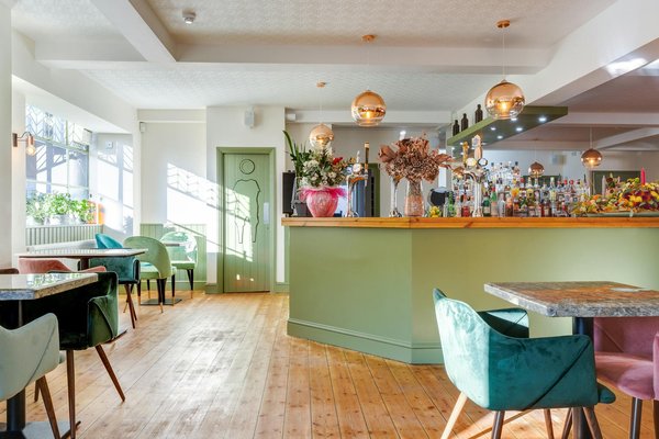 Ingenious Storage Solutions to Make the Most of Your Small UK Kitchen